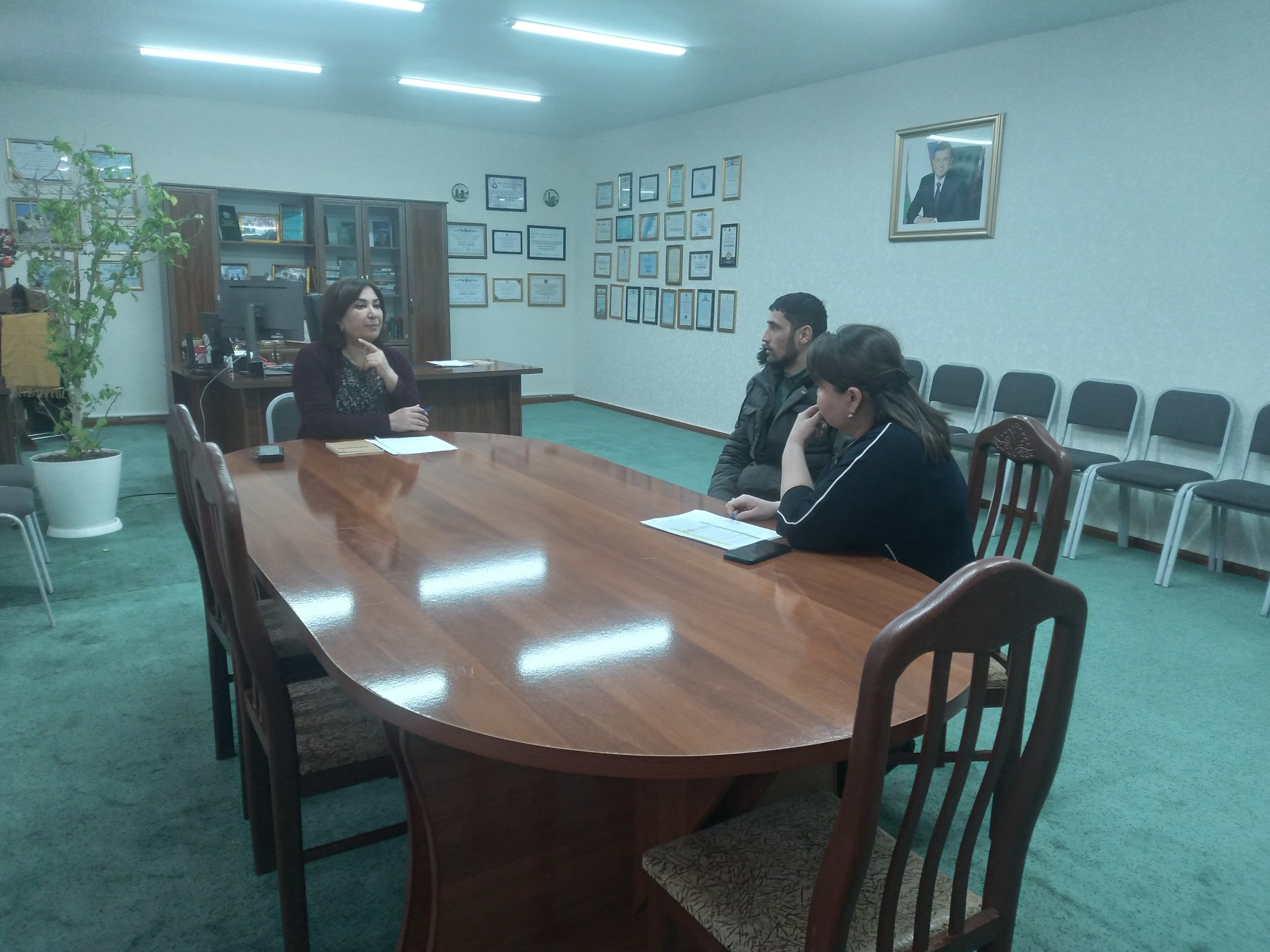 Xiva shahar Maktabgachava maktab taʼlimi bo‘limi  binosida Zamira Raximovaning fuqarolar qabuli bo‘lib o‘tdi.
